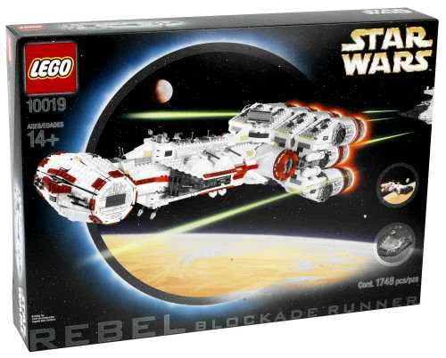 LEGO Star Wars UCS Rebel Blockade Runner 10019