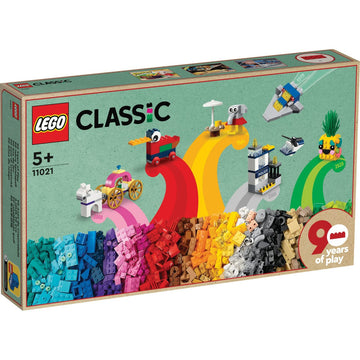 LEGO Classic 90 Years of Play 11021