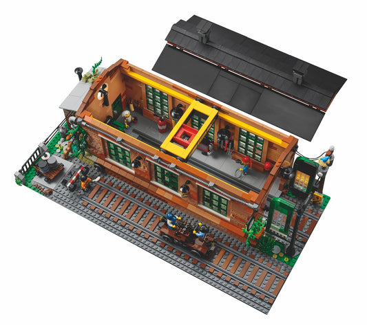 LEGO BRICKLINK Designer Program Old Train Engine Shed 910033