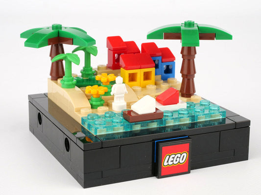 LEGO Bricktober Season Set 2/4 - Summer (2019 Toys "R" Us Exclusive) 6307986