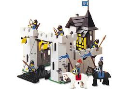 LEGO Castle Black Falcon's Fortress 10039 (Damaged Box)