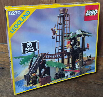 LEGO Pirates Forbidden Island 6270